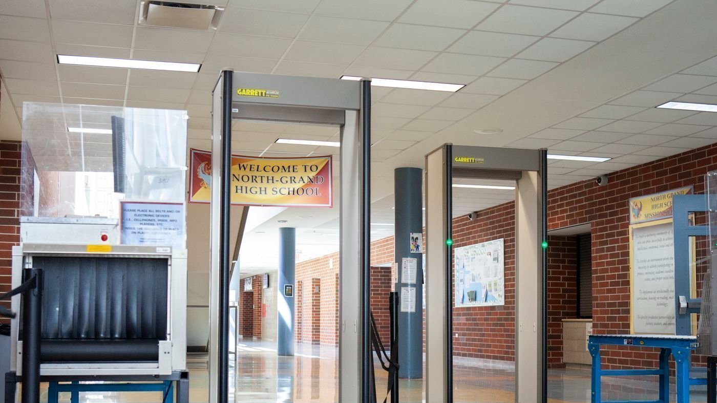Petition · Metal Detectors in all united states public schools - United ...