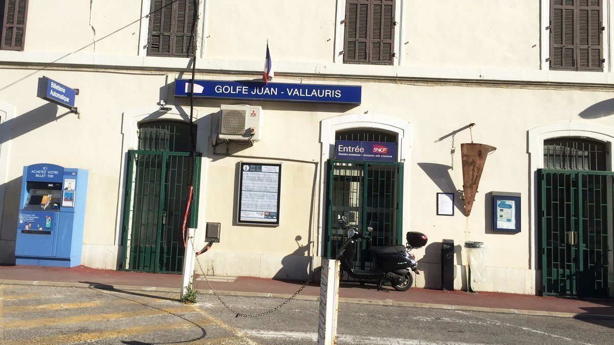 Sitemapcdatahttpsmaisdreferenzcompharmacie De Garde Vallauris