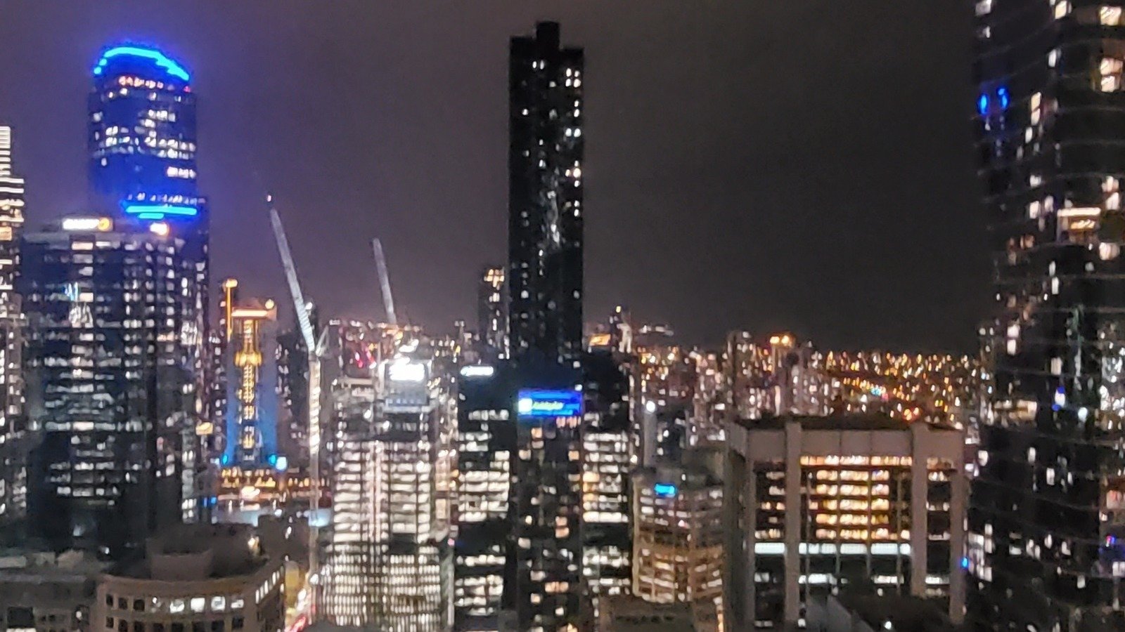 Petition · Change the Rialto Tower light to ANY other colour - New ...