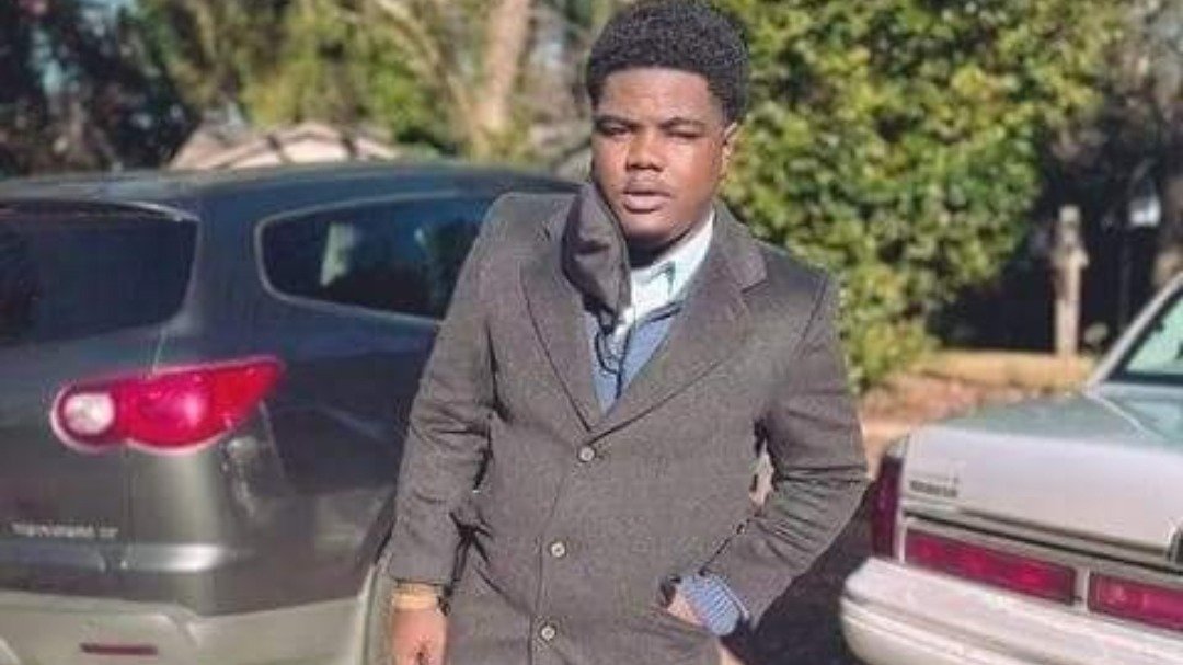 Petition · Eric Holmes killed by police United States ·