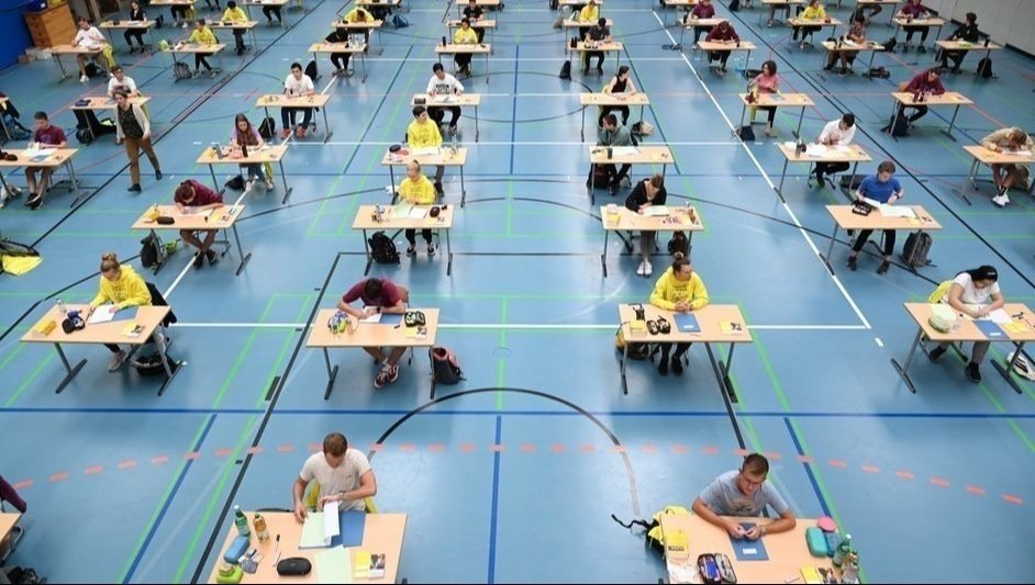 Petition · MATHE LK ABITUR 2023 BERLIN/BRANDENBURG ANPASSEN · Petition · MATHE LK ABITUR 2023 BERLIN/BRANDENBURG ANPASSEN ·