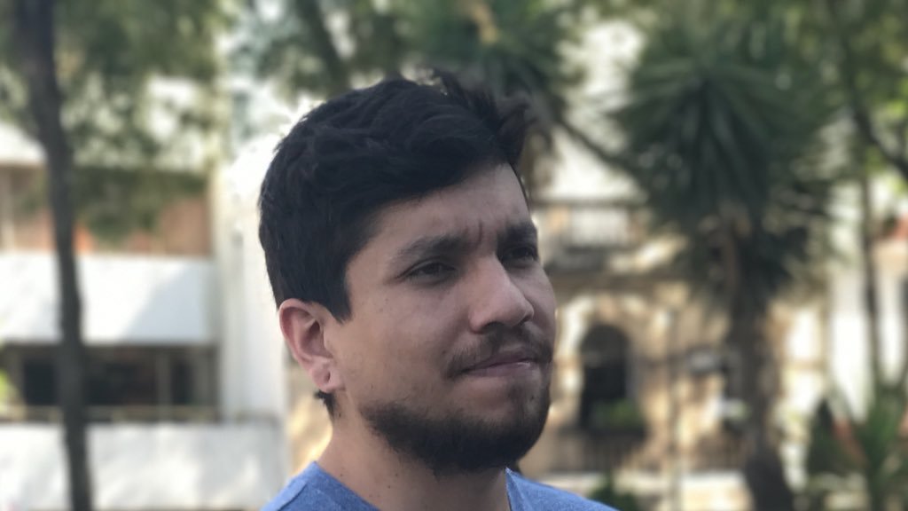 Petición · Necesitamos que LEO ROJAS vuelva a hacer preguntas en la