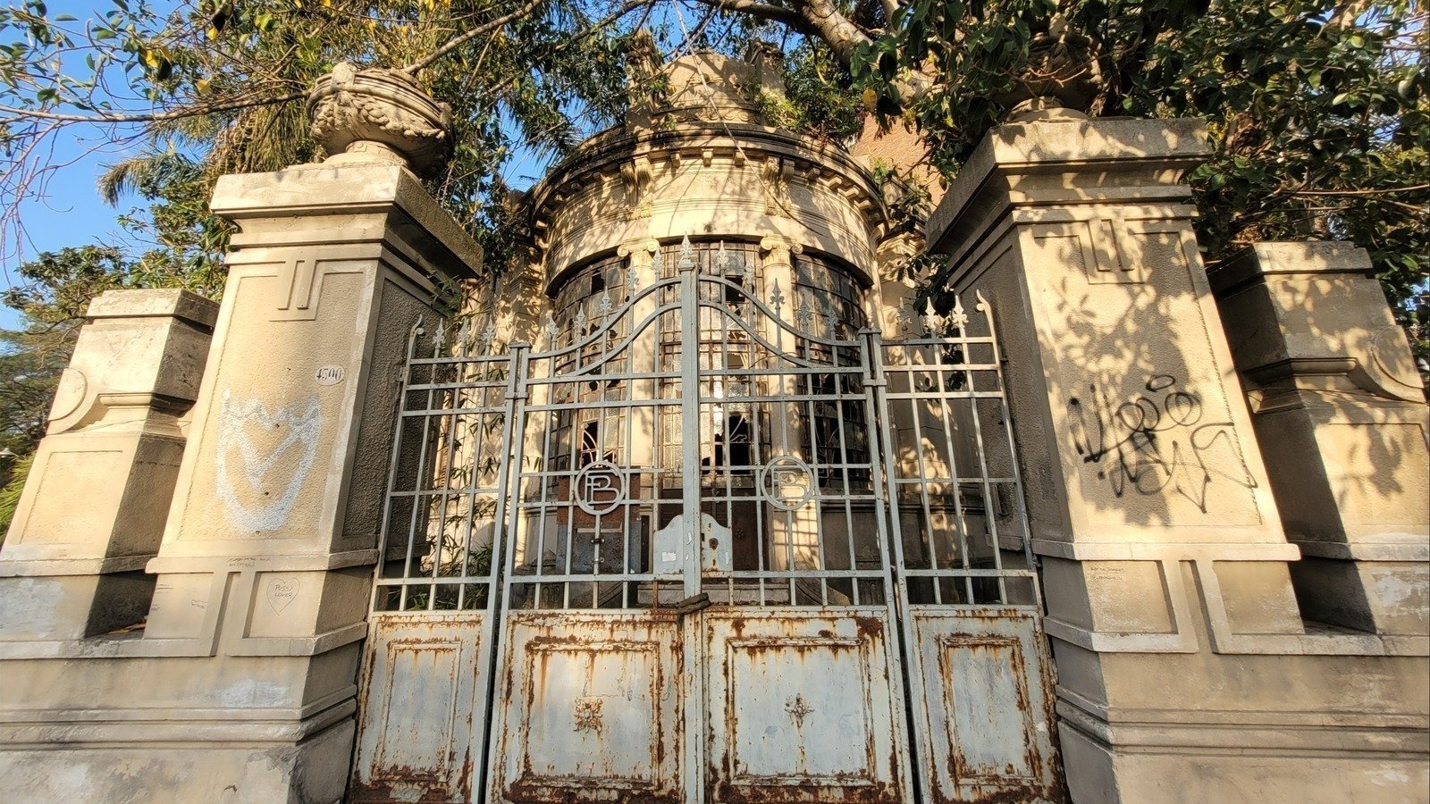 Petición · ¡Salvemos la casa de Francisco Beiró! Que la Legislatura