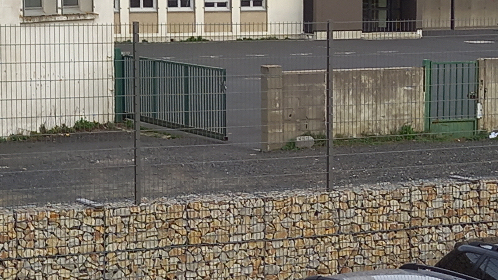 Pétition · Soutien à un professeur insulté stop aux incivilités pour