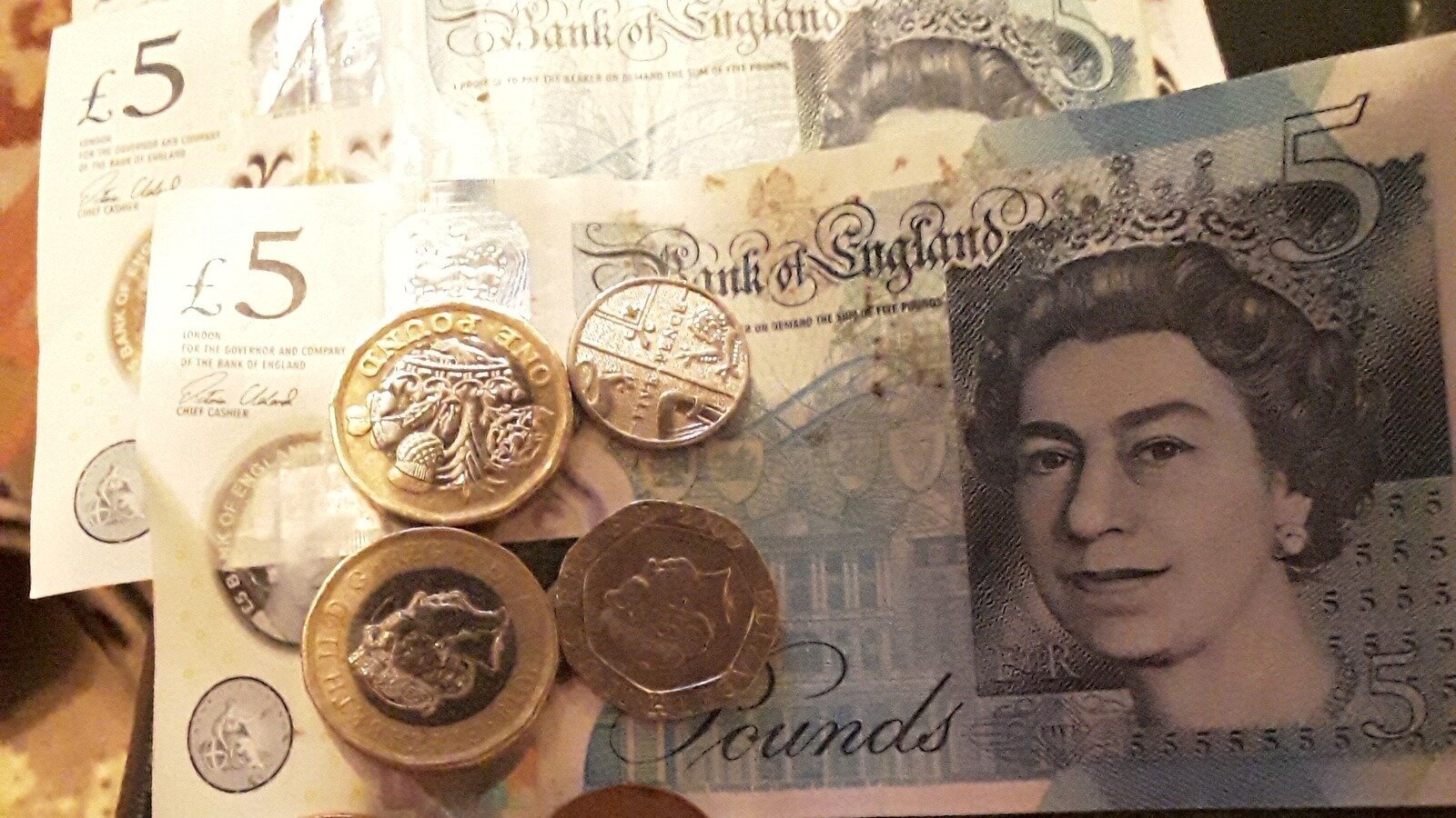 Petition · Save cash, stop companies/buisness such as tui, longleat