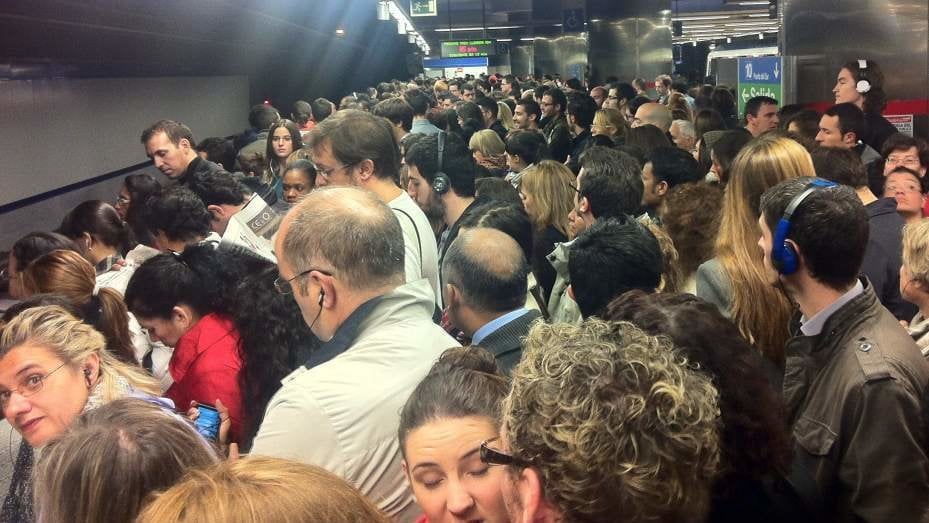 Petición · ¡No al cambio de Metro en Tres Olivos! España ·