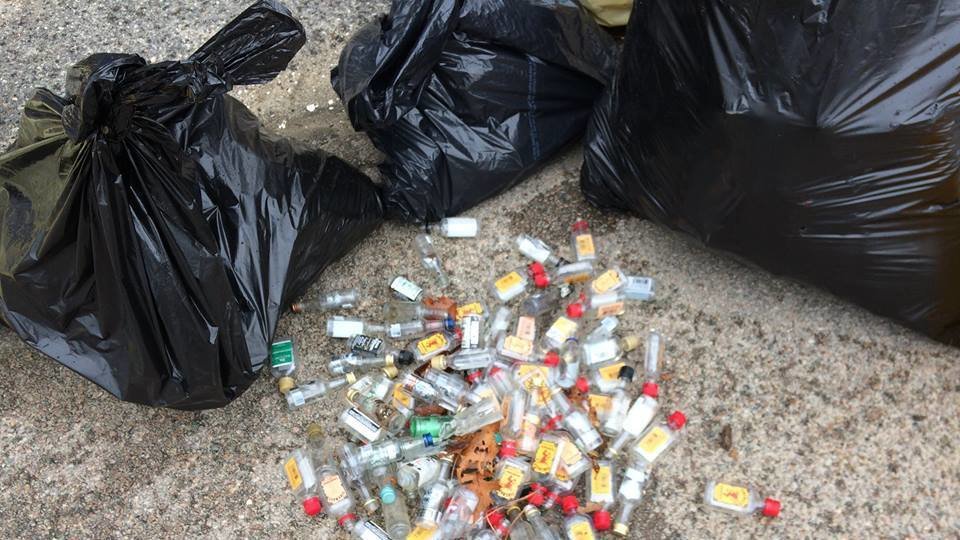 Petition · Nip The Nip Bottle Litter In Massachusetts United States