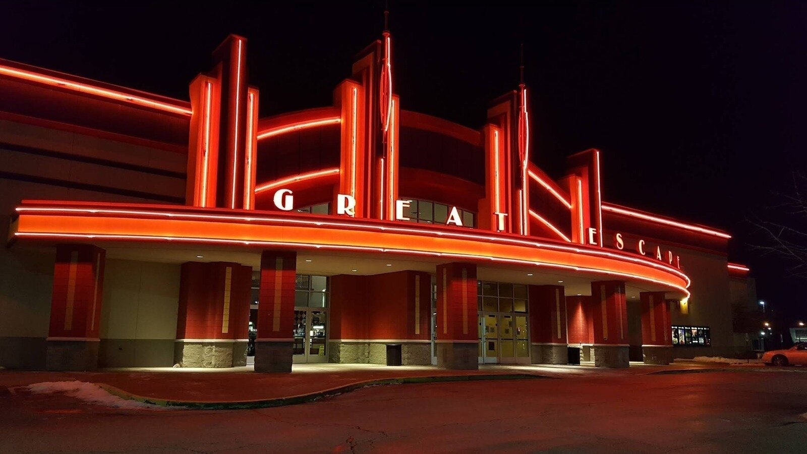 Petition · Convince AMC Theaters to buy the closed Regal building in Moline! United States