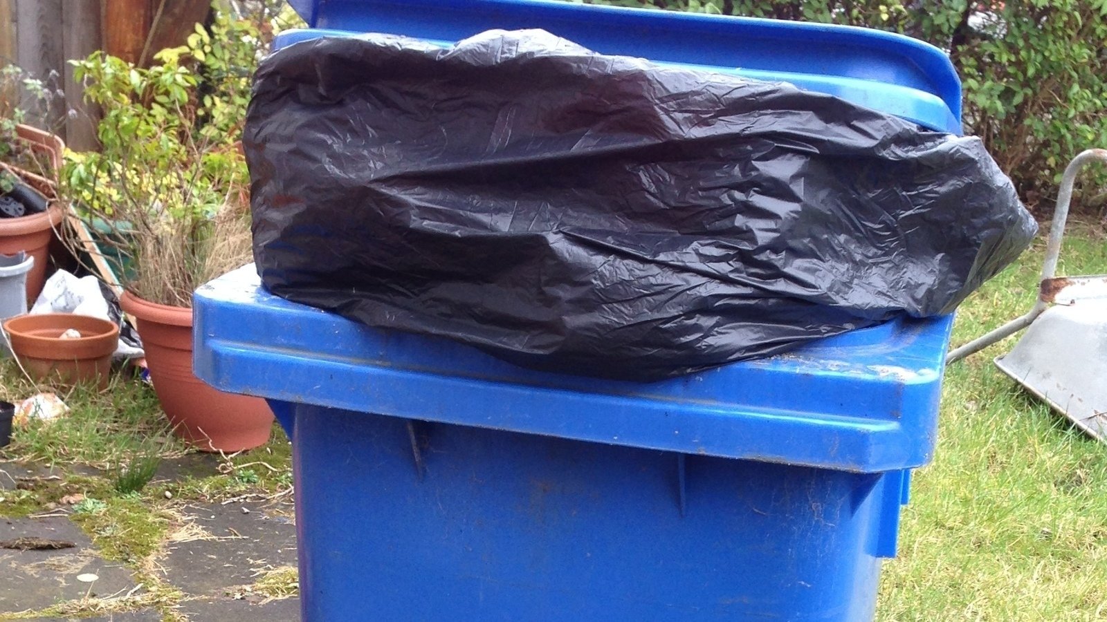 Petition · Stop Fife Council introducing a four weekly rubbish bin pick