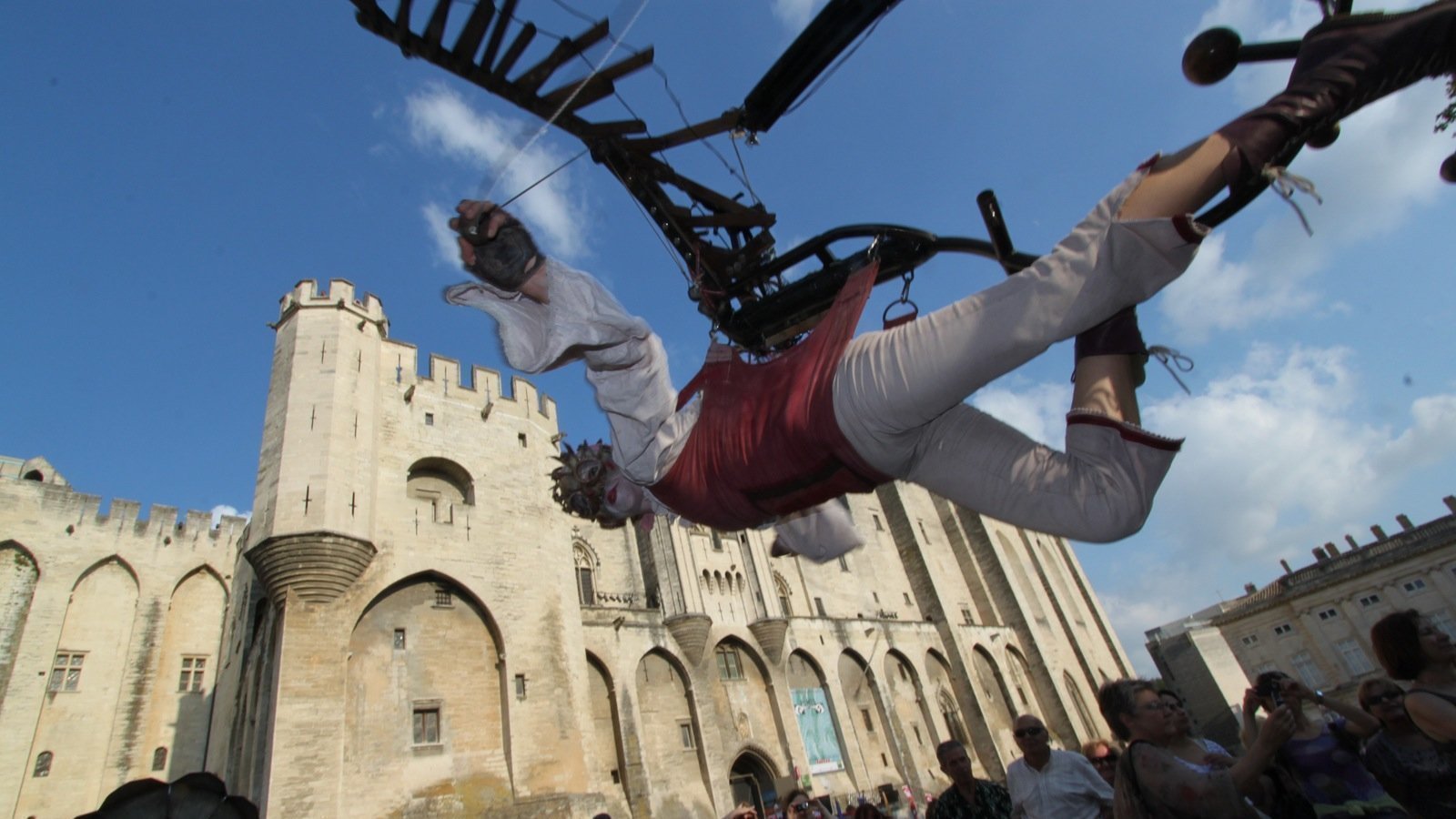 Festival De La Rose D'or Avignon 2021 Pétition · Sauvons le Festival Off d'Avignon 2021 et le spectacle